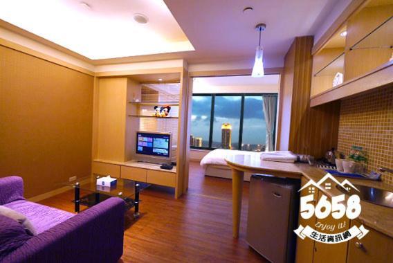 85 Happy Holiday Hotel Kaohsiung Exterior photo
