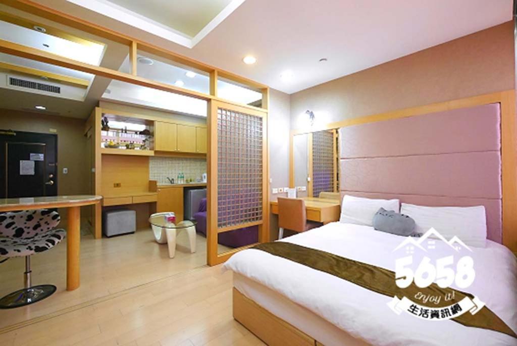 85 Happy Holiday Hotel Kaohsiung Exterior photo