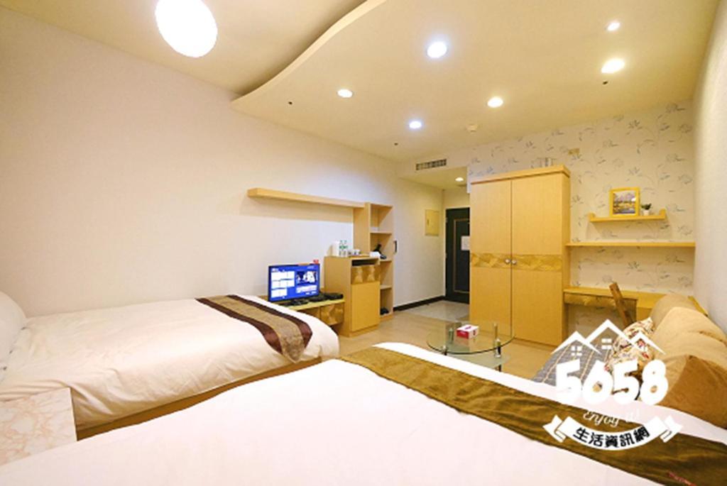 85 Happy Holiday Hotel Kaohsiung Exterior photo
