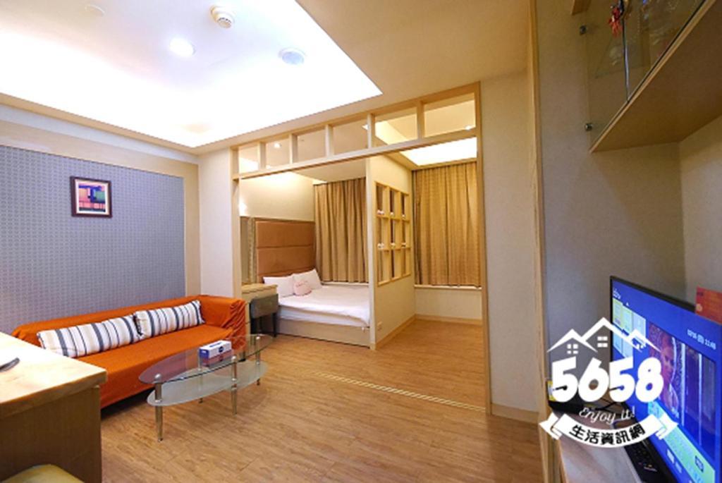 85 Happy Holiday Hotel Kaohsiung Exterior photo